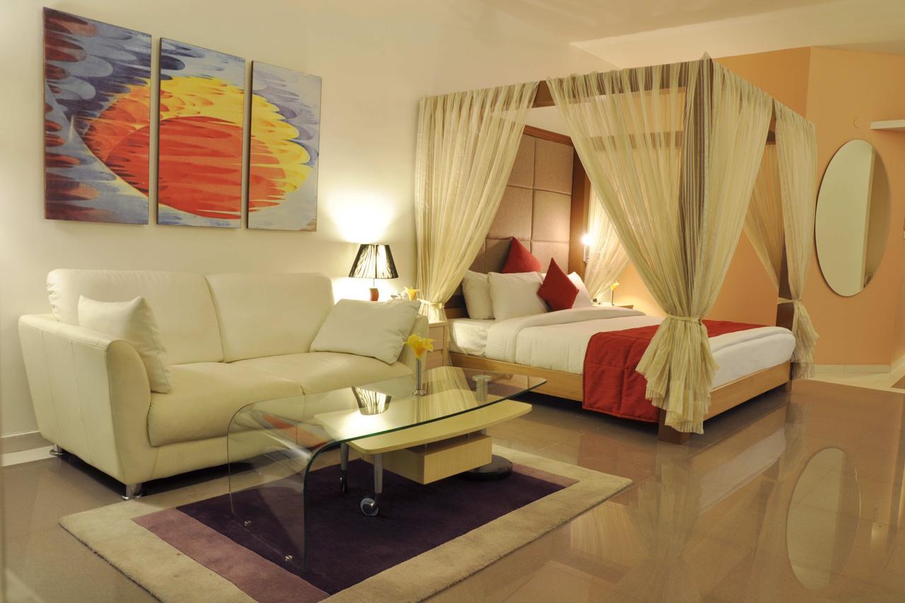 Seasons Rajkot Otel Dış mekan fotoğraf