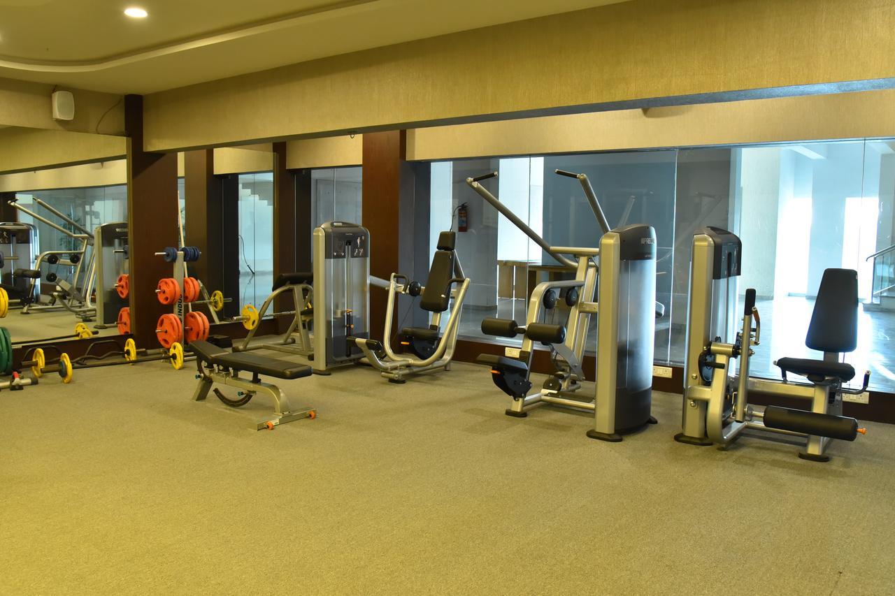 Seasons Rajkot Otel Dış mekan fotoğraf