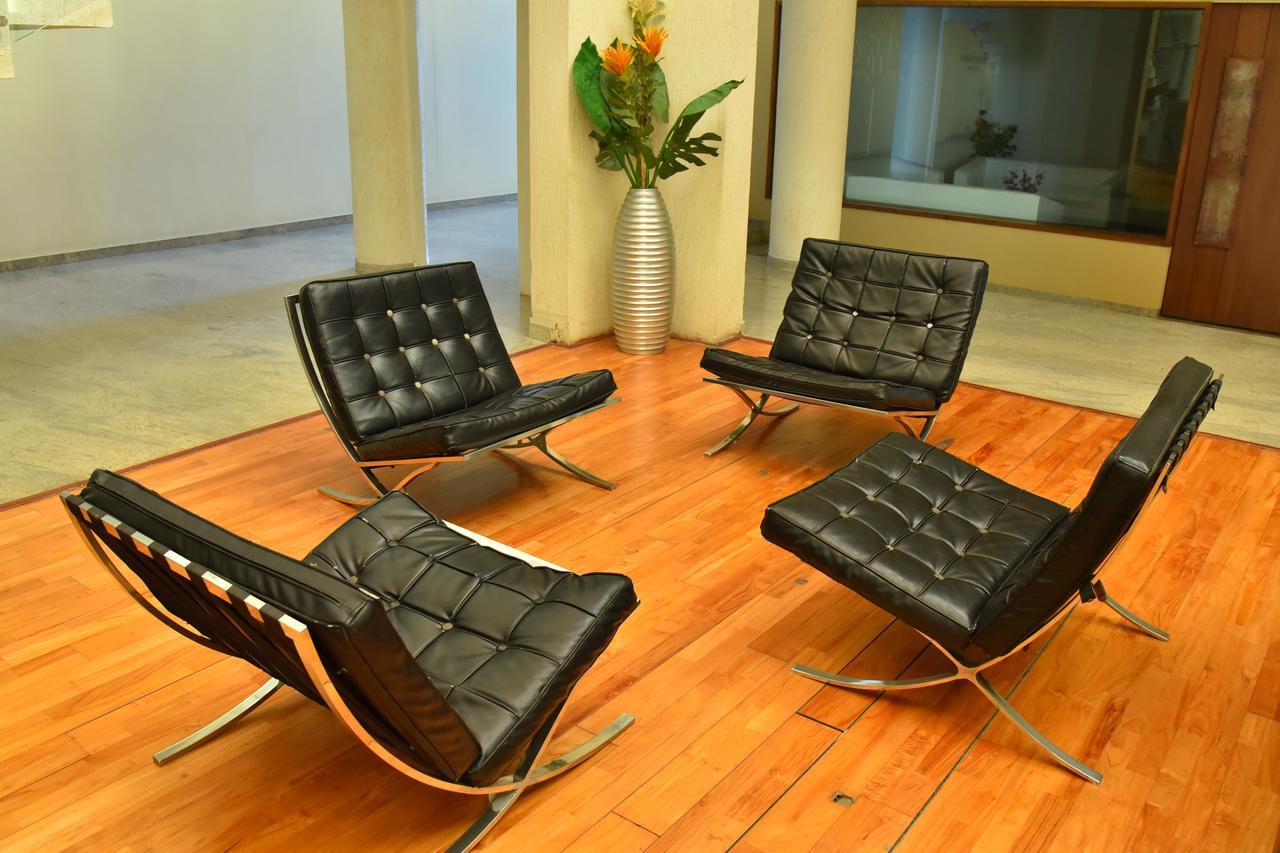 Seasons Rajkot Otel Dış mekan fotoğraf