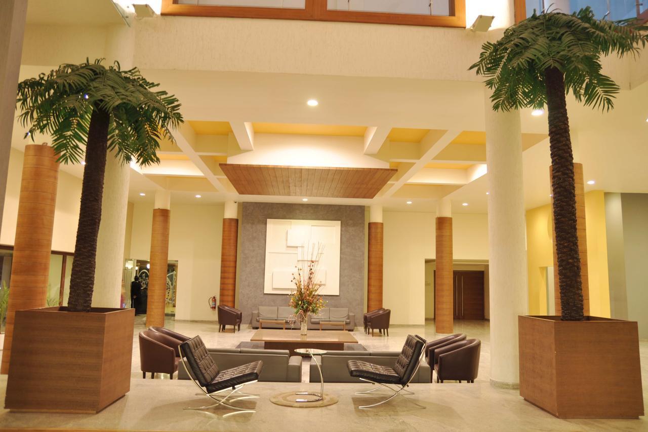 Seasons Rajkot Otel Dış mekan fotoğraf